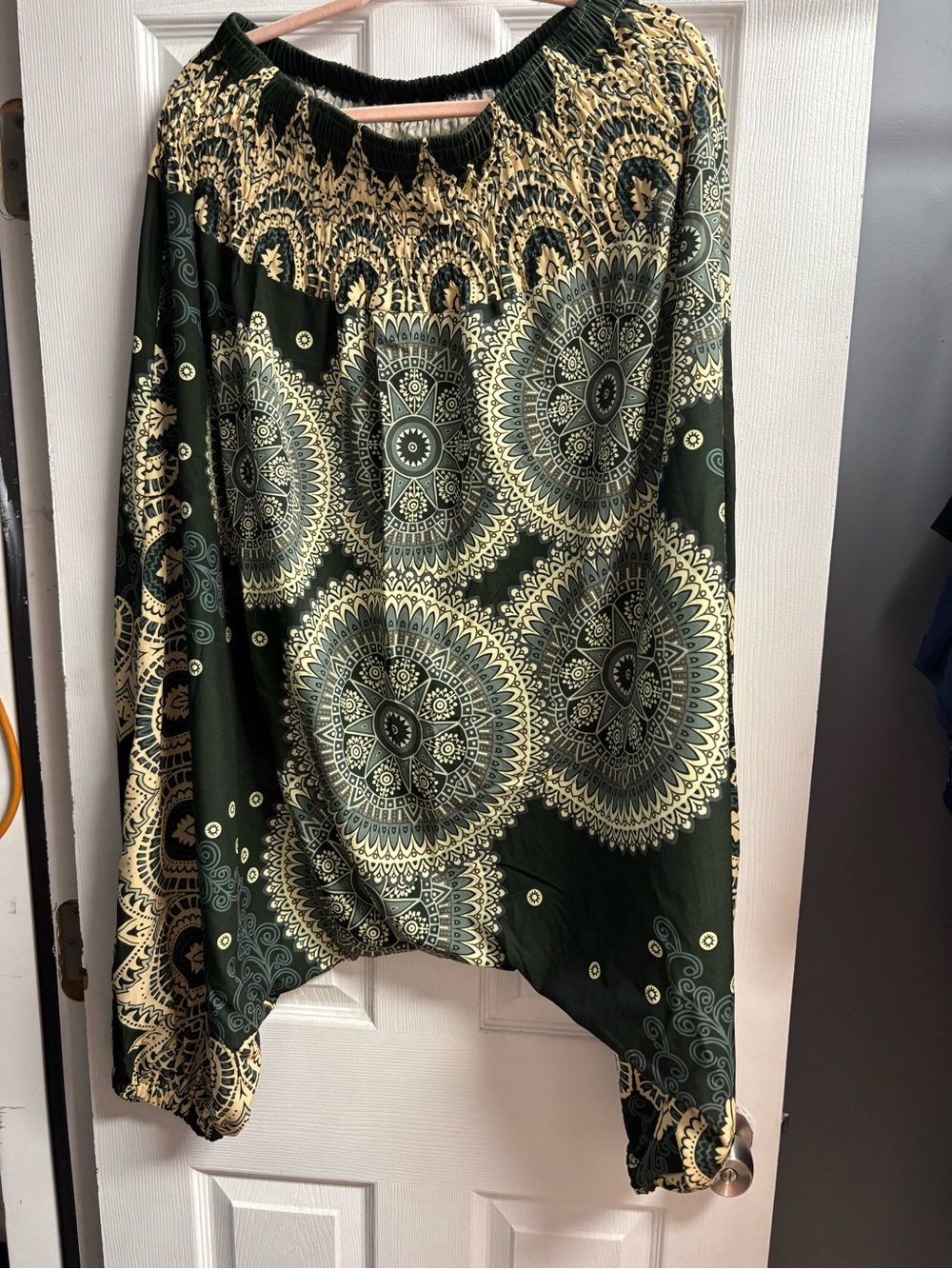 Bohemian Green Medallion Print Elastic Waist Maxi Pants